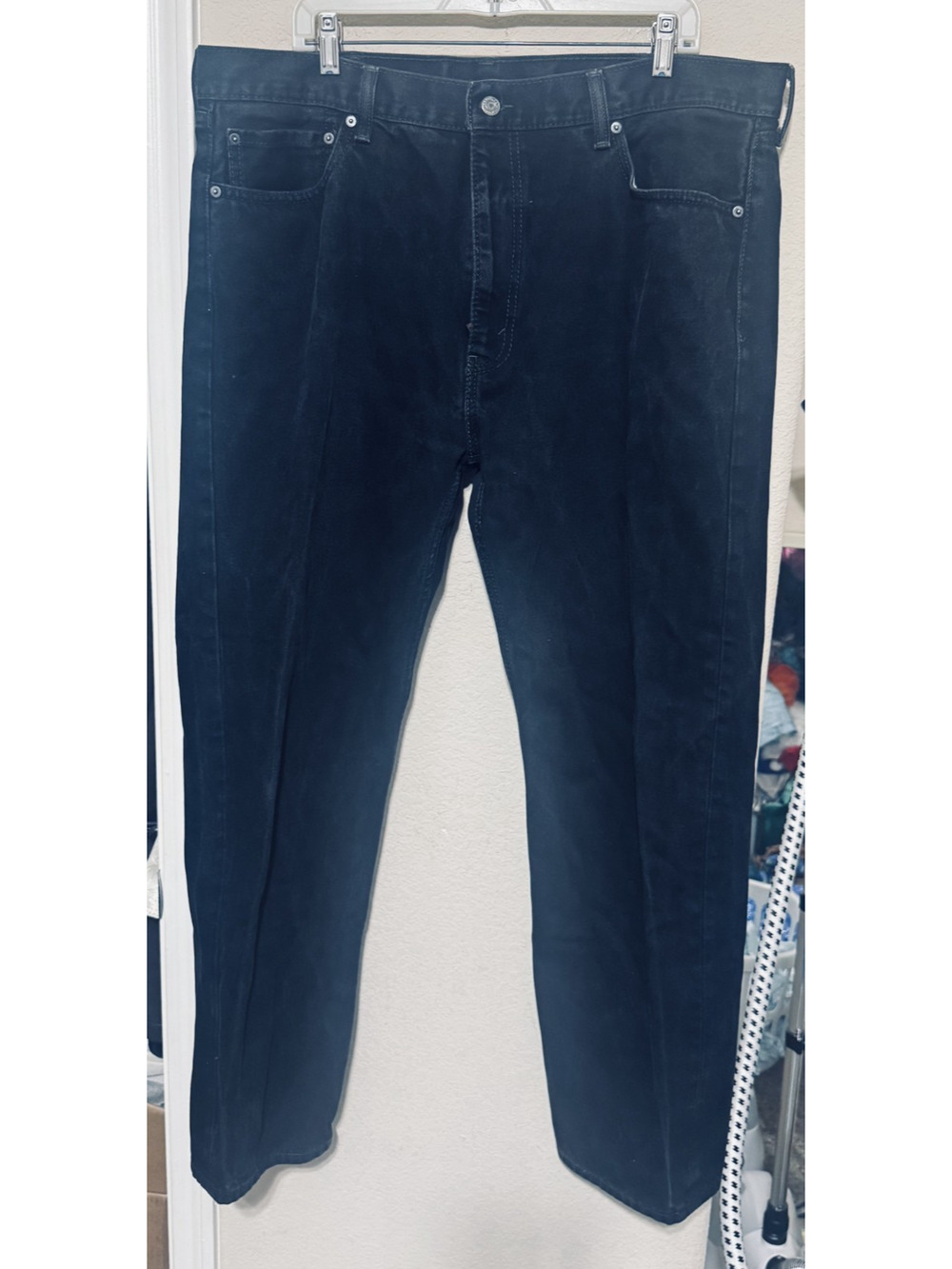 Levi's 505 Jeans Mens 42x32 Black Regular Fit straight leg Classic Denim Work
